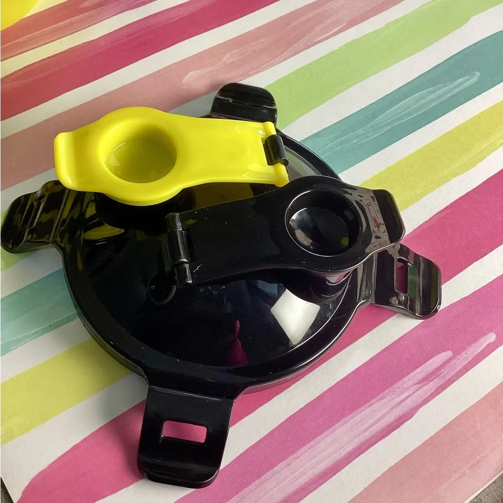 NWOT - Yellow Pet Water & Food Bottle w/Black Crossbody Strap!!!